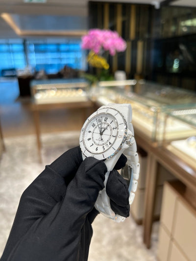 Chanel H5700 J12- Aristo Watch & Jewellery